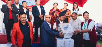 विपद व्यवस्थापन र सामुदायिक क्रियाकलापका लागि २५ लाख बराबरका आवश्यक सामाग्री वितरण