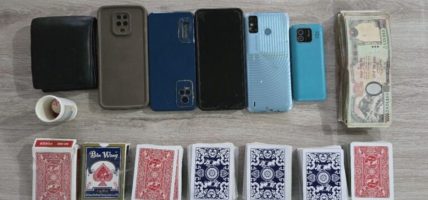 हेटौंडामा जुवा खेलिरहेको अवस्थामा ५ जना पक्राउ, ७ बुक तास र ८१ हजार नगद बरामद