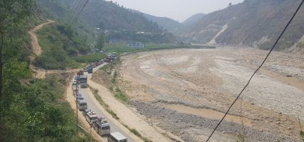 बिपी राजमार्गको काभ्रे-खण्डमा आजबाट राति १२ घण्टा सवारी आवागमन रोक