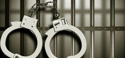 रौतहटबाट स्रोत नखुलेको रकम सहित एक जना पक्राउ