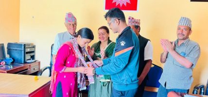 प्रेस सेन्टरकी नेतृ टिका केसी प्रेस चौतारीमा प्रवेश