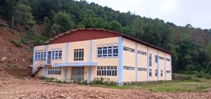 रामेछाप नगरपालिकाको गौरवको योजना कवर्डहलसहितको खेलमैदान निर्माणकार्य वर्षौँदेखि अलपत्र