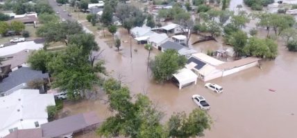 बाढी-चक्रवातले ३६० अर्ब डलरको आर्थिक क्षति, लाखौँ विस्थापित : जलवायु संकटले अर्थतन्त्र थलिँदै