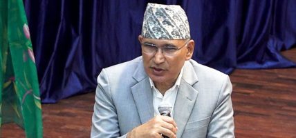 धुलो र हिलो रहित सडकको परिकल्पनालाई सार्थक तुल्याउन काम भइरहेको छ : अर्थमन्त्री पौडेल