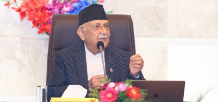 प्रधानमन्त्री ओली धनुषा र महोत्तरी जाँदै