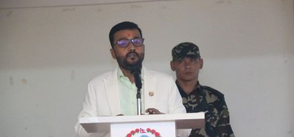 खानेपानीका सवालमा अझै गम्भीर चुनौतीहरू छन् : मन्त्री यादव
