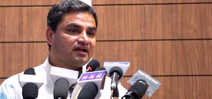 सांसद घटाऔं, मन्त्री पनि घटाऔं, जिल्ला समन्वय समिति खारेज गरौं : प्रदीप पौडेल