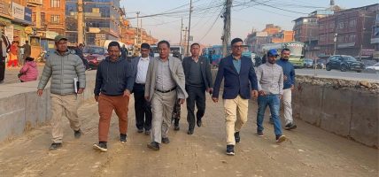 सूर्यविनायक-धुलिखेल सडक विस्तारको प्रगति ५० प्रतिशत पुग्यो, असारभित्र सम्पन्न गर्न निर्देशन