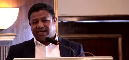 हामी निर्वाचनमा जान तयार छौं तर सरकार तयार छैन् : सन्तोष परियार