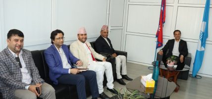 सरकारी राजनीतिक संवाद समितिको टोलीद्वारा रास्वपा पार्टी कार्यालयको अनुगमन