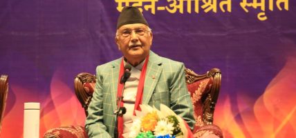 बलियासँग लड्नका लागि दुब्लाले गर्ने भनेकै एकता हो : ओली