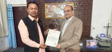 मुख्यमन्त्री यादवले बुझाए प्रदेश प्रमुखलाई राजीनामा पत्र