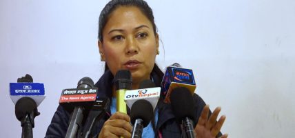 युवालाई देशमै रोक्न शिक्षा र रोजगारीमा सुधार आवश्यक : सुमना श्रेष्ठ