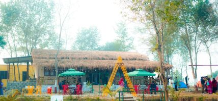 ठोरीमा ‘इकोलक्स रिट्रीट’ रिसोर्ट सञ्चालनमा, ५ युवाको डेढ बिगाहामा विलासी लगानी