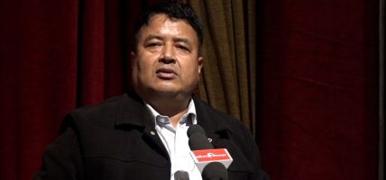 महेश बस्नेतले भने : सहकारी ठग रविलाई बहिष्कार गरेर लखेट्छौं