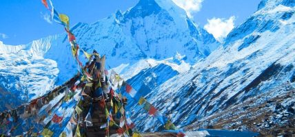अन्नपूर्ण विश्वकै उत्कृष्ट पदयात्रा गन्तव्यमा कीर्तिमानी, सन् २०२५ मा ३ लाख पर्यटक भित्रिए
