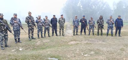 सीमा क्षेत्रमा कडा निगरानी : नेपाल र भारतीय सुरक्षा फौजद्वारा सर्लाहीका ३१७ देखि ३१८ पिलरसम्म संयुक्त गस्ती