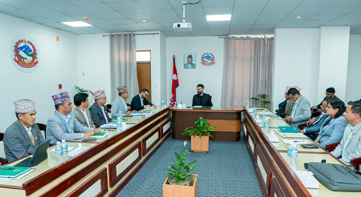 प्रधानमन्त्री बालेन शाहसँग सांसदहरूको छलफल, ओलीको रिहाइ माग