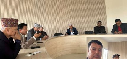 एमाले बैठकः ओली–लेखकको गिरफ्तारीविरुद्ध व्यापक विरोध कार्यक्रम घोषणा, चैतदेखि वैशाखसम्म भेला र प्रदर्शन गर्ने योजना