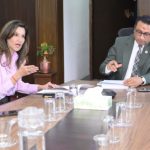 नाइमाद्वारा अटोमोबाइल क्षेत्र सुधारका लागि अर्थमन्त्रीलाई नीतिगत सुझाव पेश नाइमाद्वारा अटोमोबाइल क्षेत्र सुधारका लागि अर्थमन्त्रीलाई नीतिगत सुझाव पेश