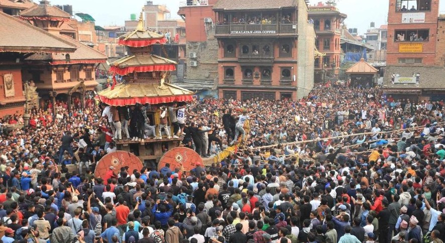 नयाँ वर्षसँगै टोखामा बिस्केट जात्राको रौनक, टोखा नगरपालिकाको आर्थिक व्यवस्थापन