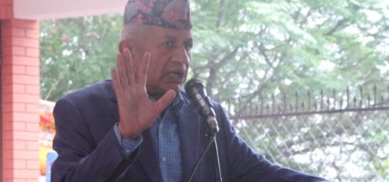 मनमोहन अधिकारी युवालाई विश्वासमा लिएर काम गर्ने सक्ने नेता : प्रदिप ज्ञवाली