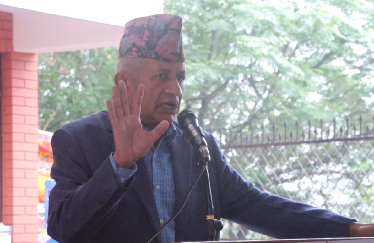 मनमोहन अधिकारी युवालाई विश्वासमा लिएर काम गर्ने सक्ने नेता : प्रदिप ज्ञवाली